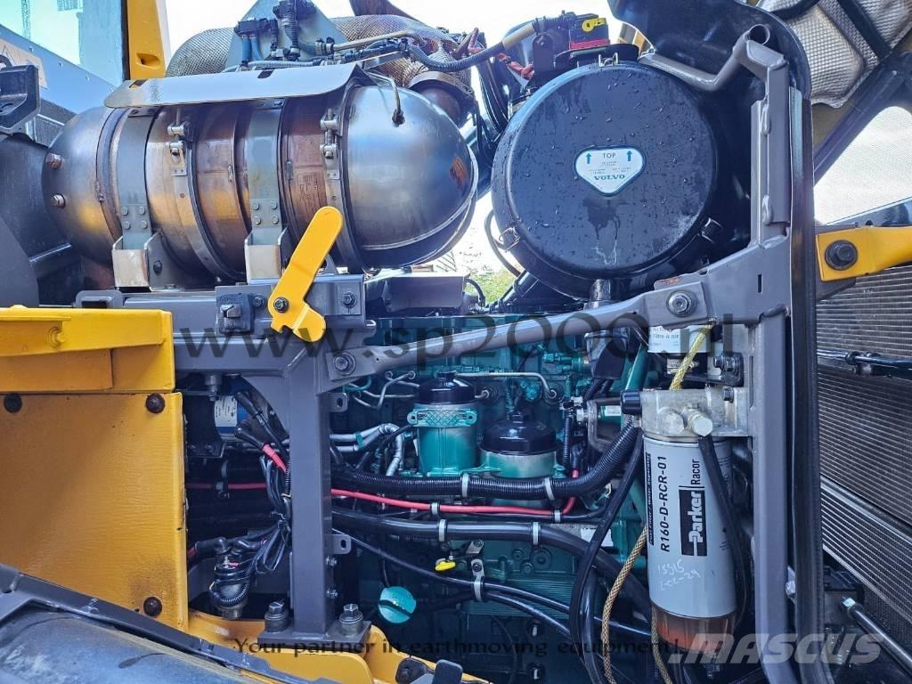 Volvo L 120 H Фронтальные погрузчики