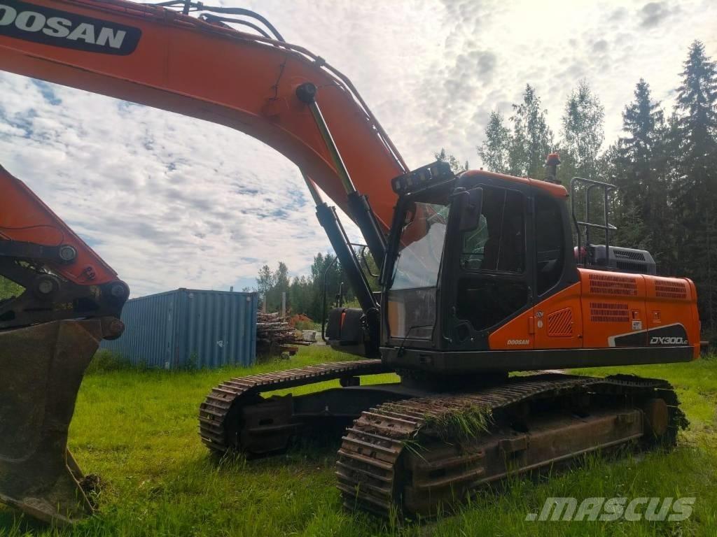 Doosan DX 300 LC Гусеничные экскаваторы