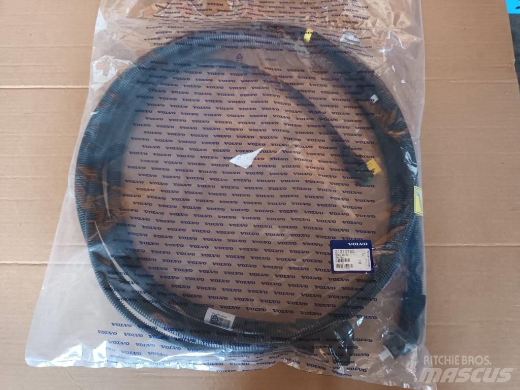 Volvo HOSE 21313780 Гидравлическая система