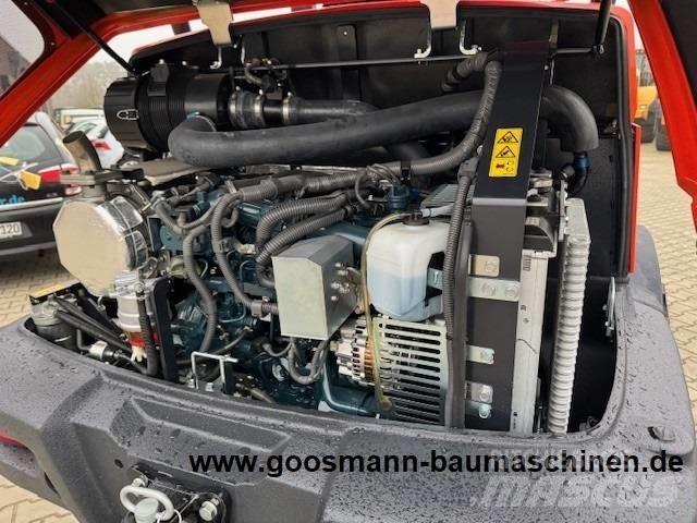 Kubota R 090 Фронтальные погрузчики