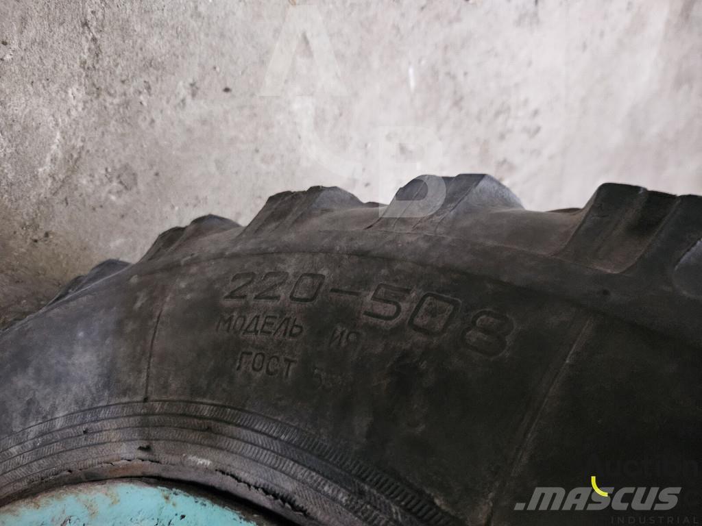 Belarus MTZ 80L Трактора