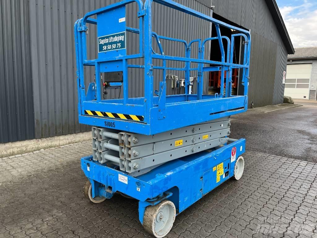 Genie GS 2646 Ножничные подъемники
