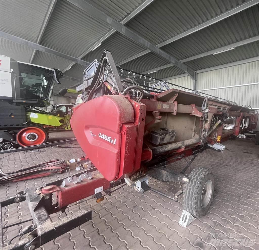 Case IH 8250 ASF Зерноуборочные комбайны