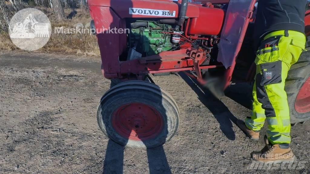 Volvo BM 320 Трактора