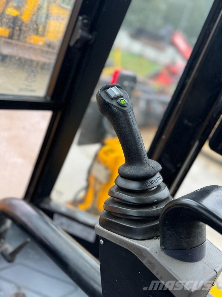 JCB 3 CX / compact Экскаваторы-погрузчики