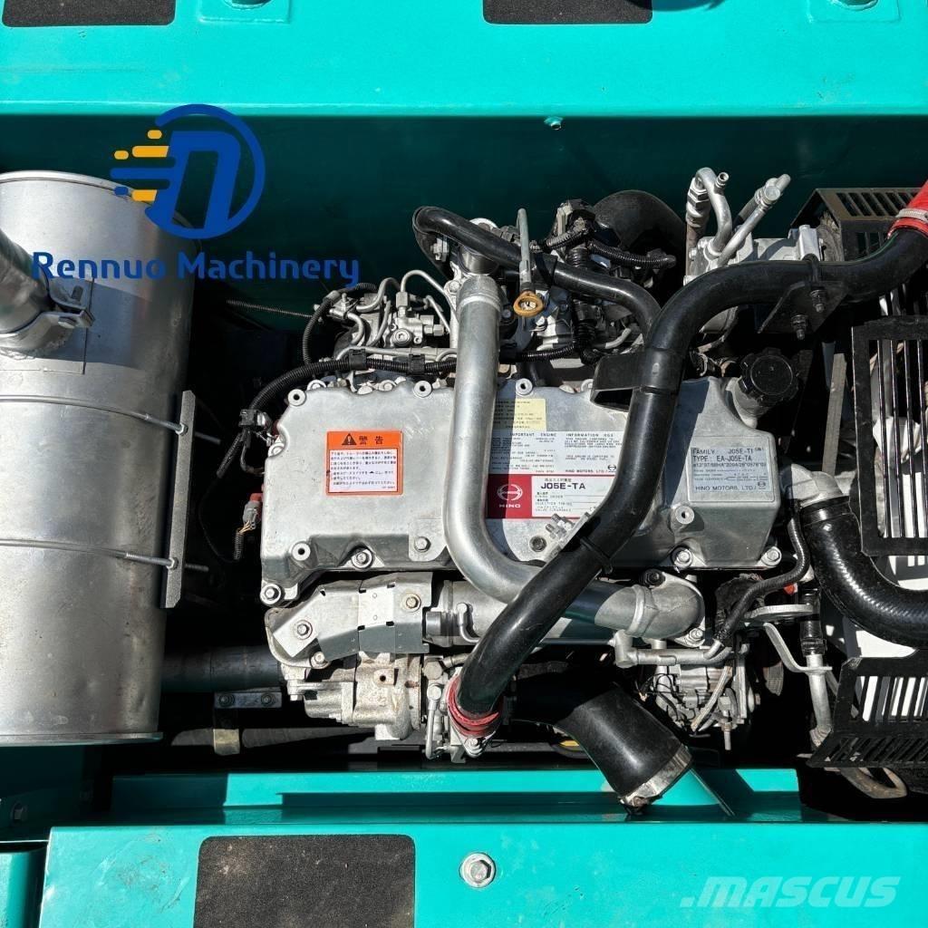 Kobelco SK 200 Гусеничные экскаваторы