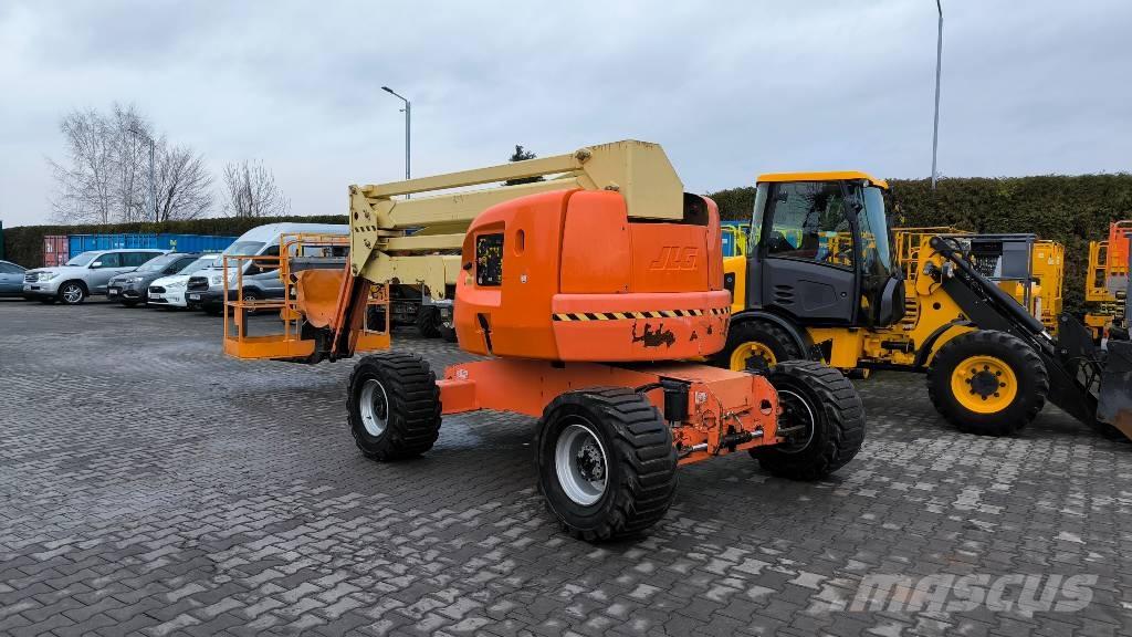 JLG 450 AJ Коленчатые подъемники