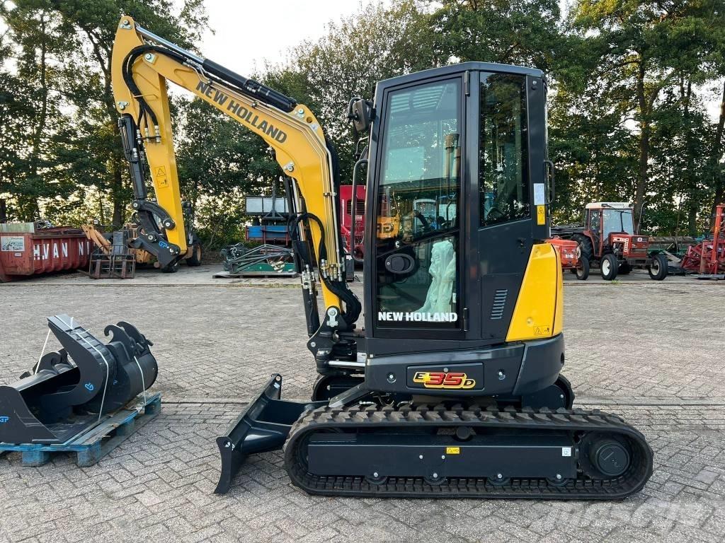 New Holland E 35 D Мини-экскаваторы