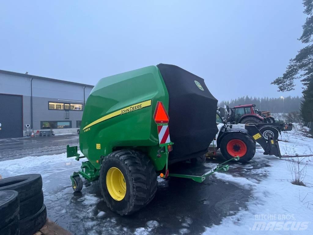 John Deere V451R Рулонные пресс-подборщики