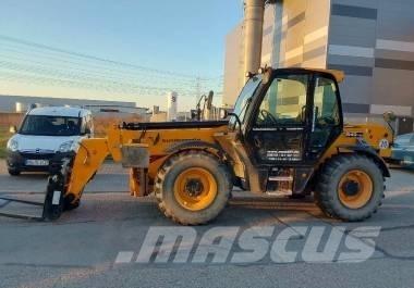 JCB 540-140 Телескопические погрузчики