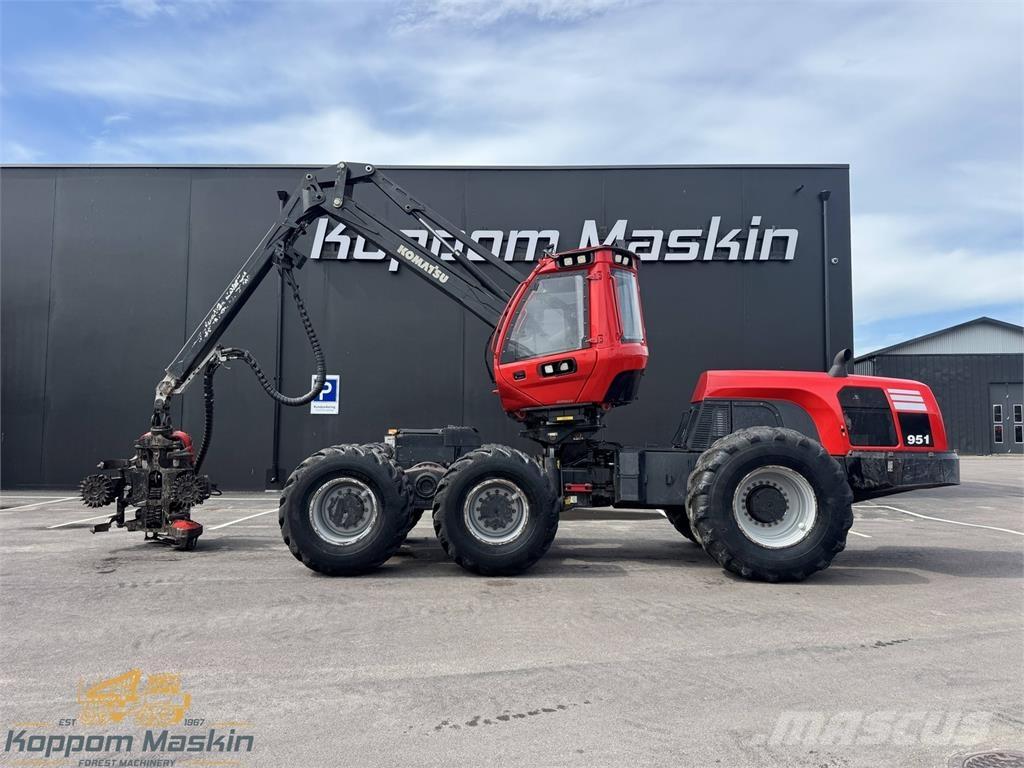 Komatsu 951 Харвестеры