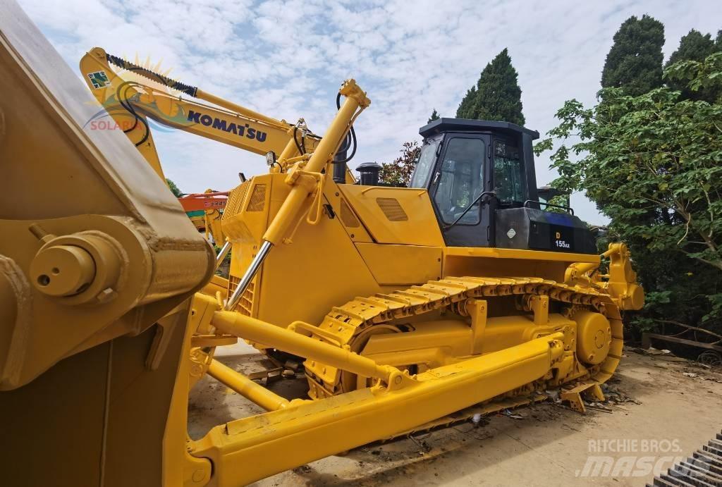 Komatsu D 155 AX Гусеничные бульдозеры