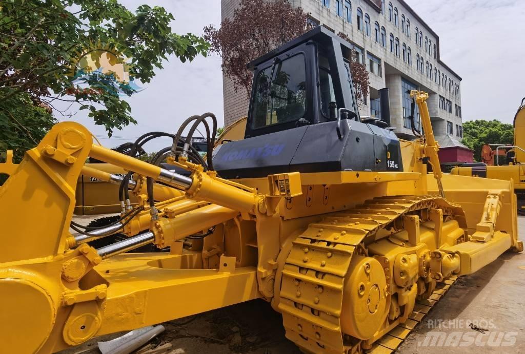 Komatsu D 155 AX Гусеничные бульдозеры