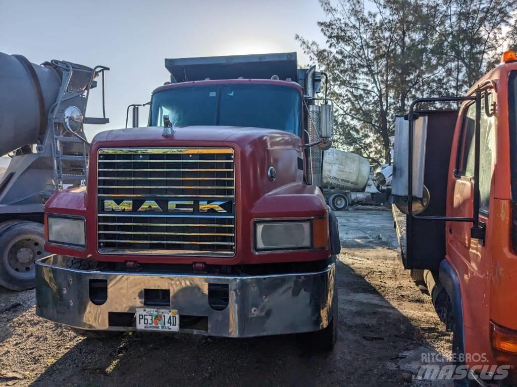 Mack CL 713 Грузовики-Самосвалы