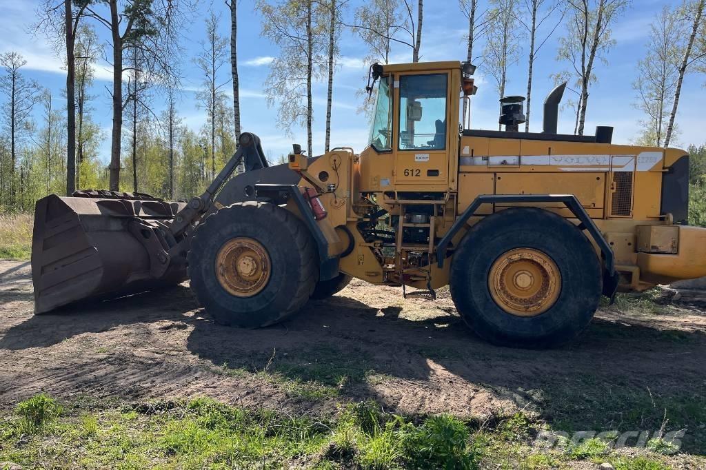 Volvo L 220 Фронтальные погрузчики