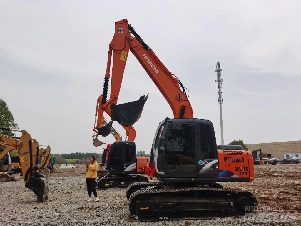 Hitachi ZX 120 Гусеничные экскаваторы