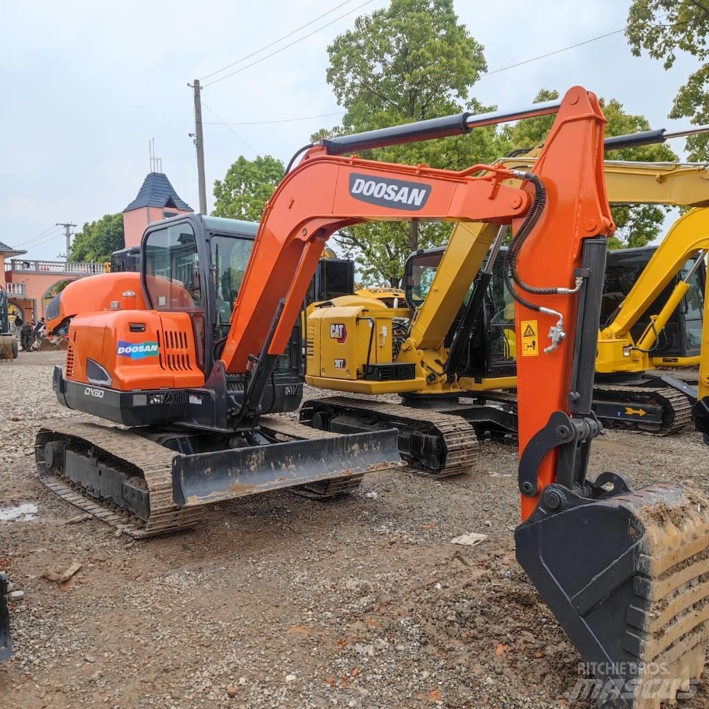 Doosan DX60 Мини-экскаваторы