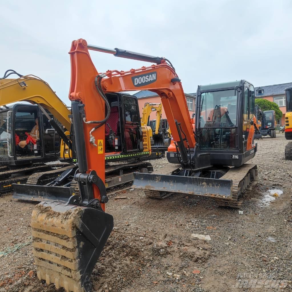 Doosan DX60 Мини-экскаваторы