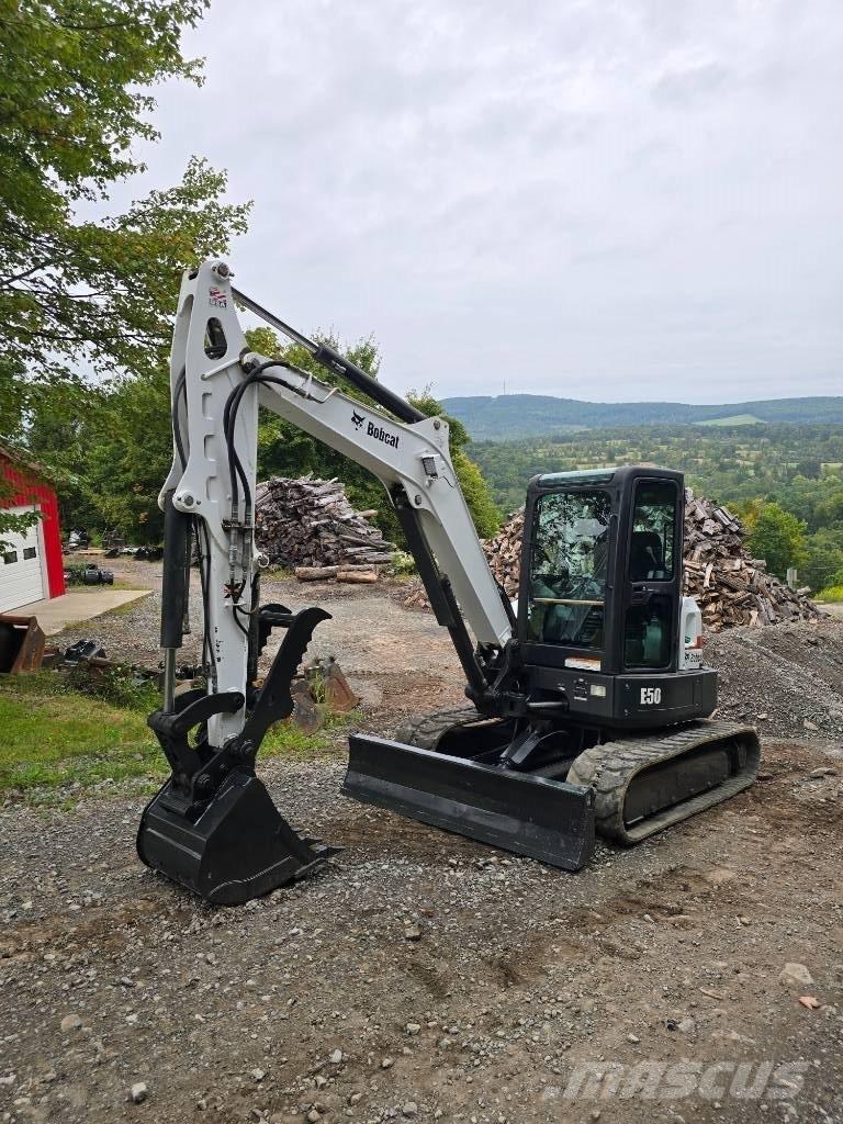 Bobcat E 50 Мини-экскаваторы
