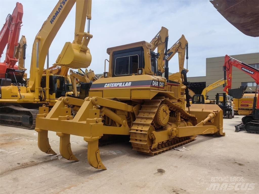 CAT D 6 R Гусеничные бульдозеры
