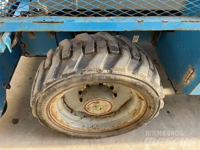 Genie GS4390RT Ножничные подъемники