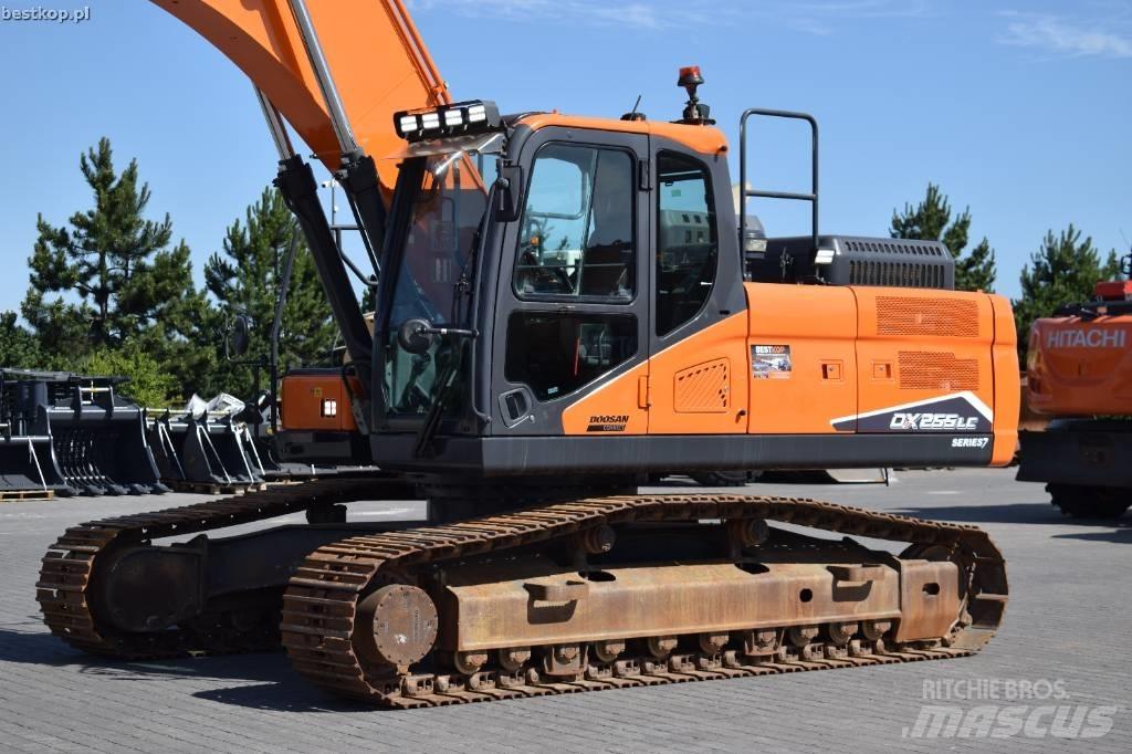 Doosan DX 255 LC-7 Гусеничные экскаваторы