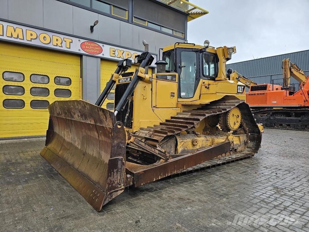 CAT D6T Гусеничные бульдозеры