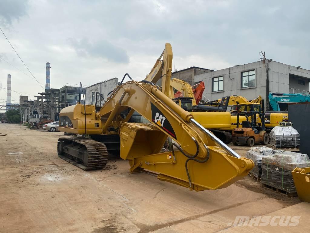CAT 320 C Гусеничные экскаваторы