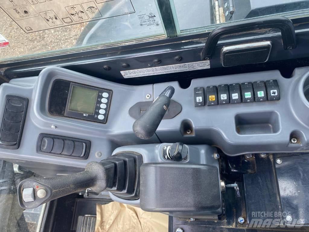 Yanmar Vio 50-6B Мини-экскаваторы