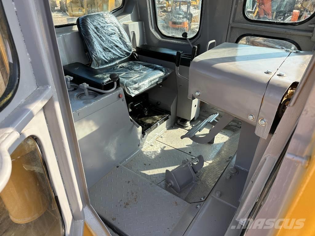 CAT D7G Гусеничные бульдозеры