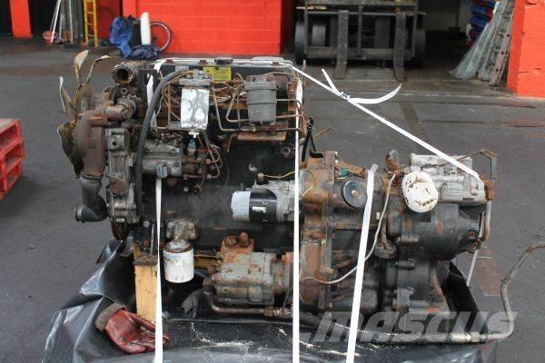 Perkins 1004T Двигатели