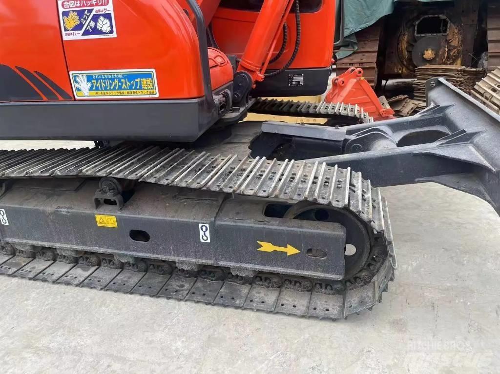Doosan DX80 Малые экскаваторы 7т-12т