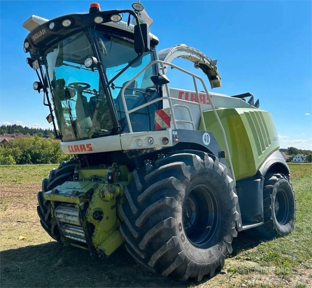 CLAAS Jaguar 980 Самоходные кормоуборочные комбайны