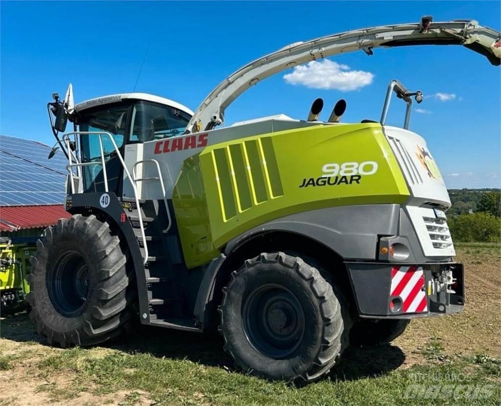 CLAAS Jaguar 980 Самоходные кормоуборочные комбайны