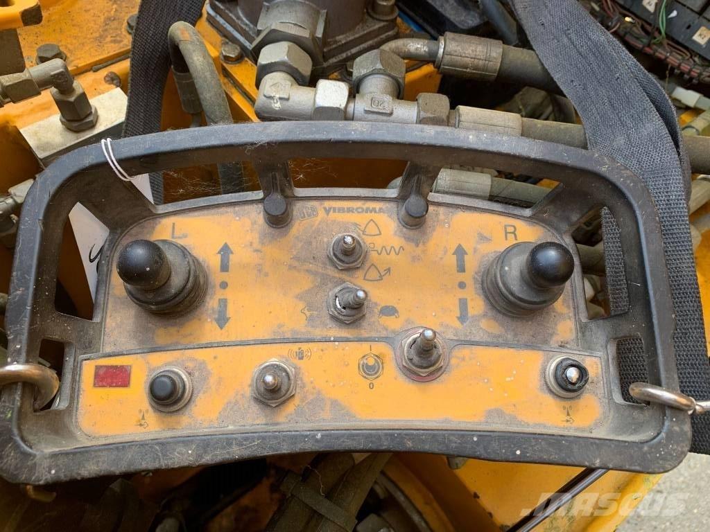 JCB VM 1500 Катки тротуарные
