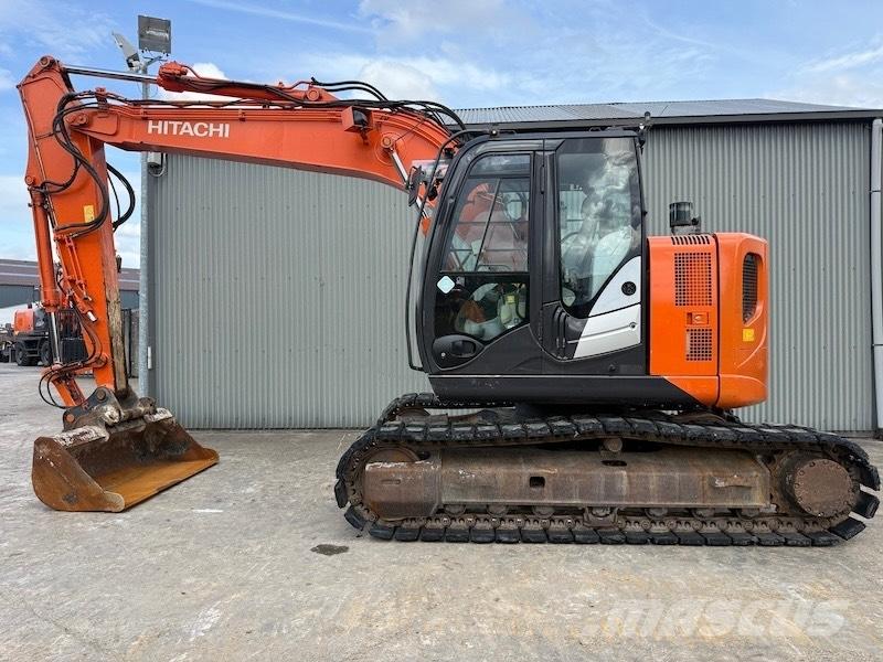 Hitachi ZX 135 US-5B Гусеничные экскаваторы