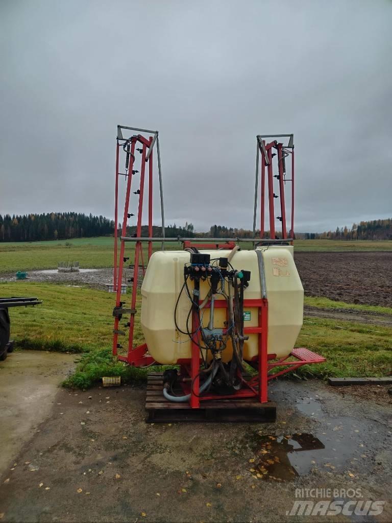 Kasi 1000 / 12 Hydro Навесные опрыскиватели