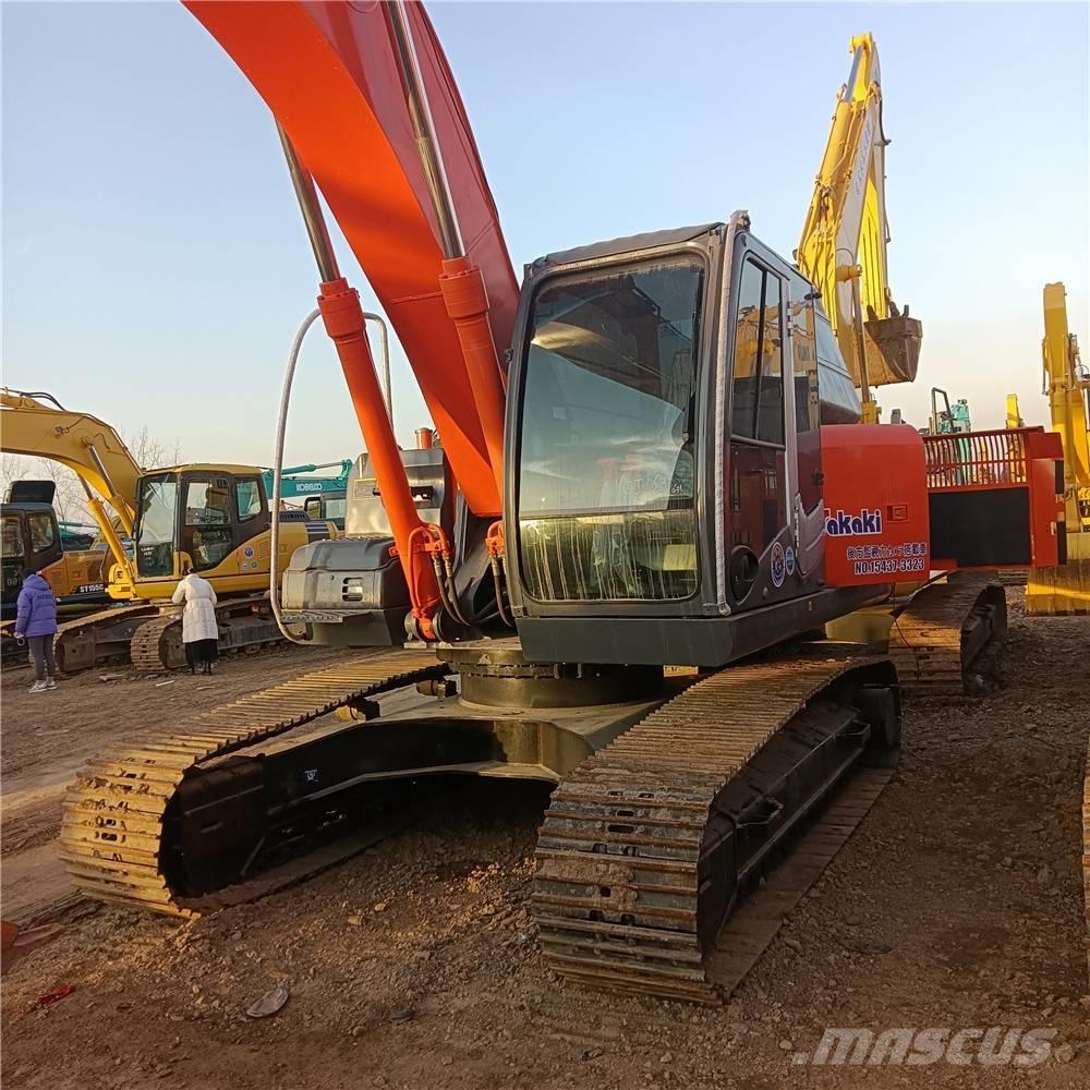 Hitachi ZX240 Гусеничные экскаваторы