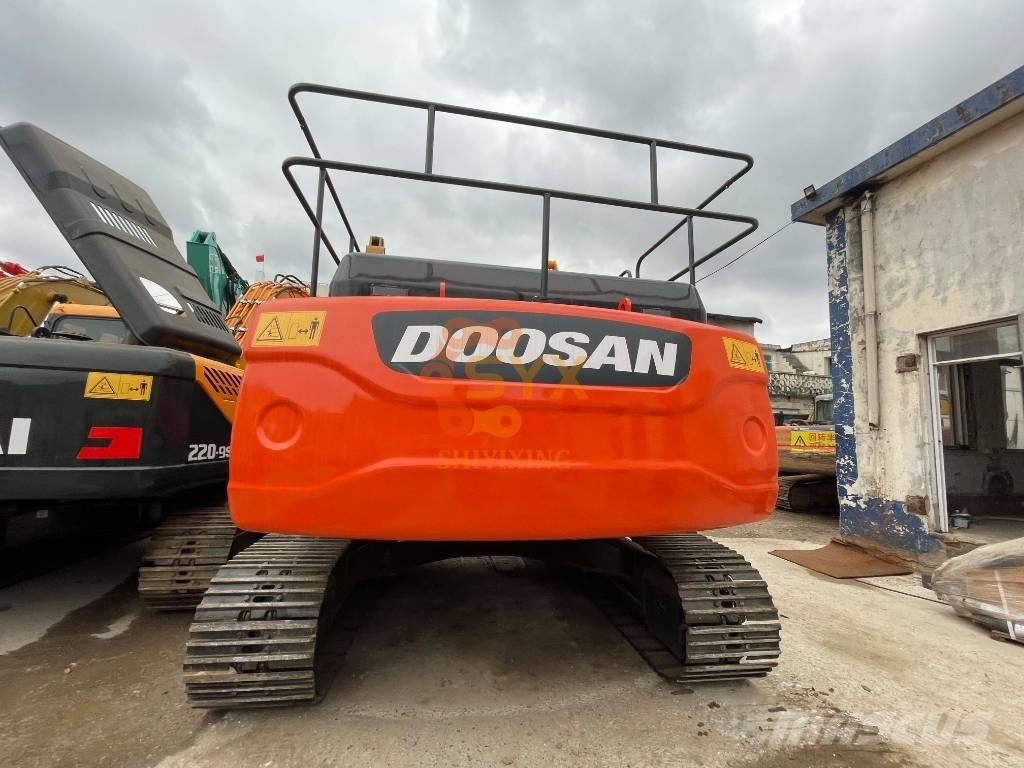 Doosan DX 300LC -9 Гусеничные экскаваторы