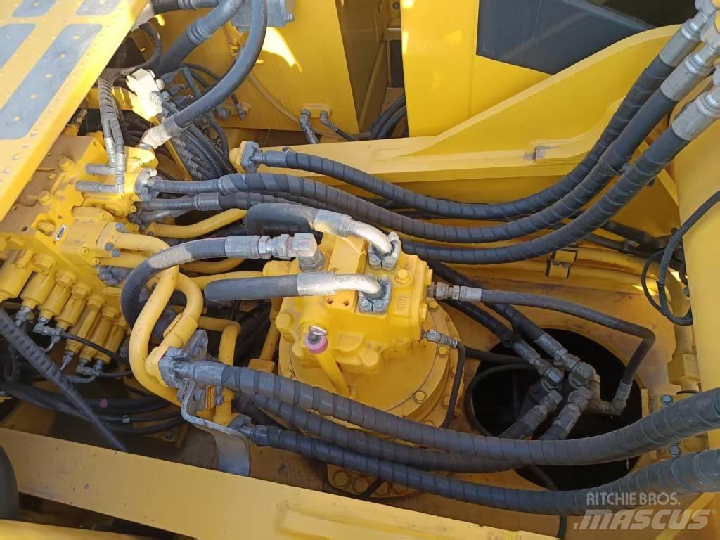 Komatsu PC360 Гусеничные экскаваторы