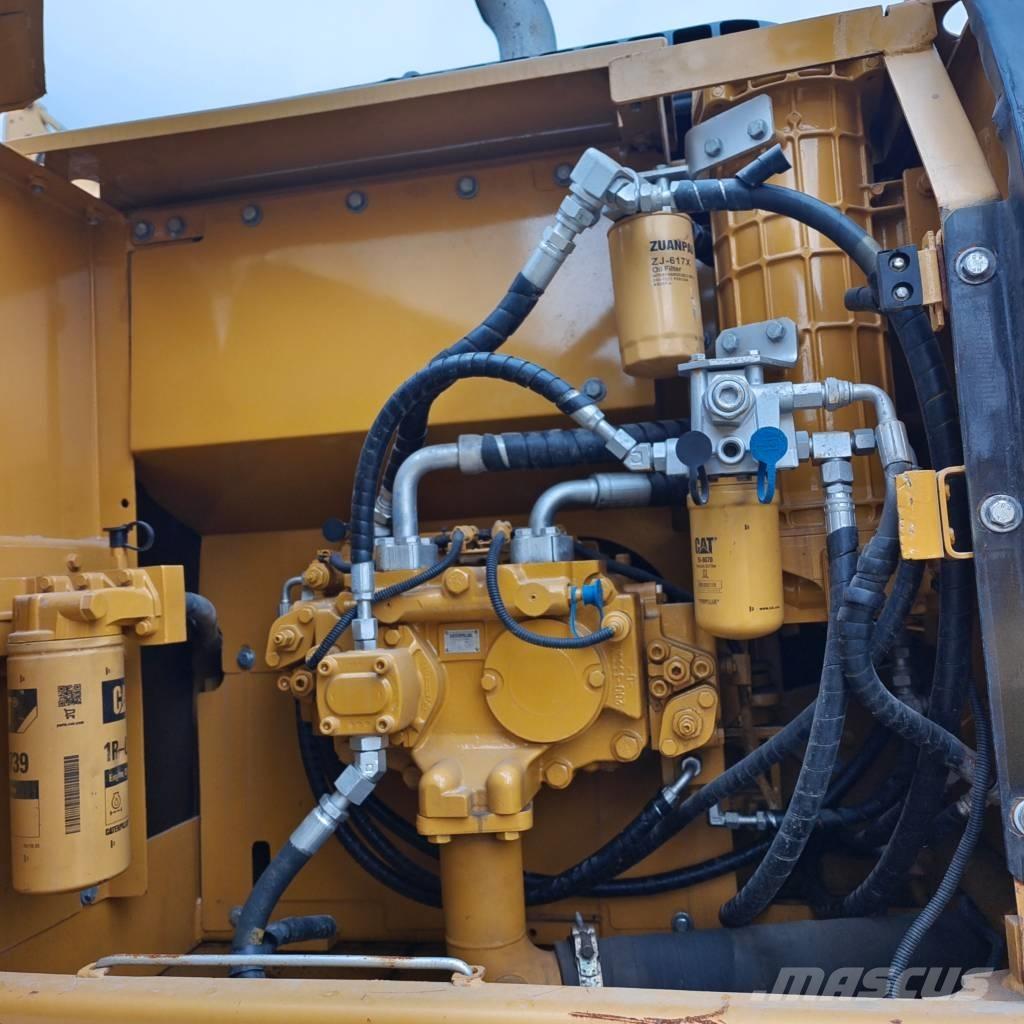 CAT 320 D Гусеничные экскаваторы