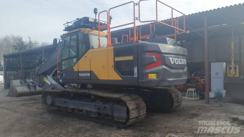 Volvo EC 200EL Гусеничные экскаваторы