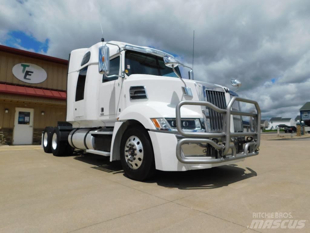 Western Star 5700 XE Седельные тягачи