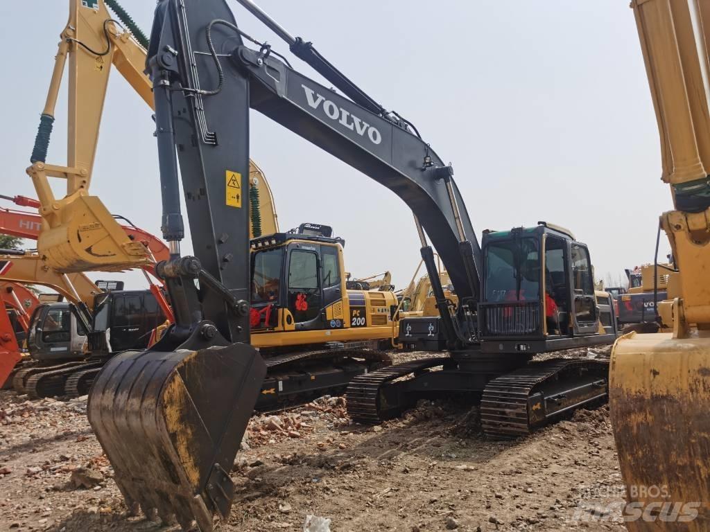 Volvo EC 240 Гусеничные экскаваторы