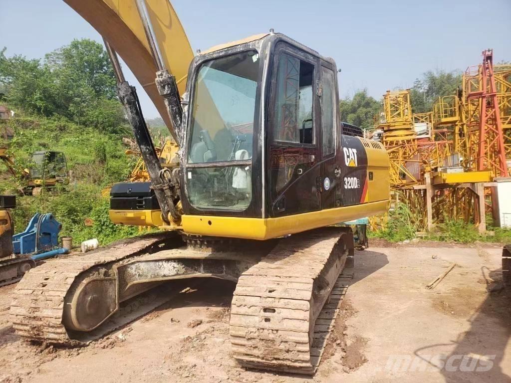 CAT 320 D Гусеничные экскаваторы