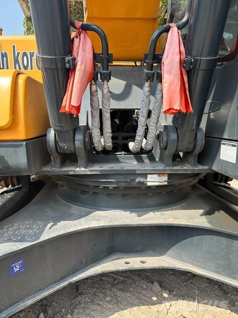 Hyundai 305LC-9S Гусеничные экскаваторы