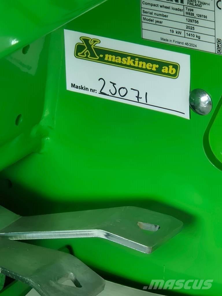 Avant 528 Многофункциональные сельскохозяйственные погрузчики
