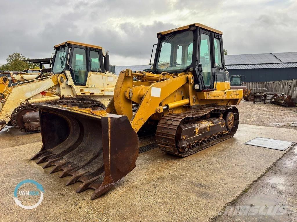 CAT 953C Гусеничные фронтальные погрузчики