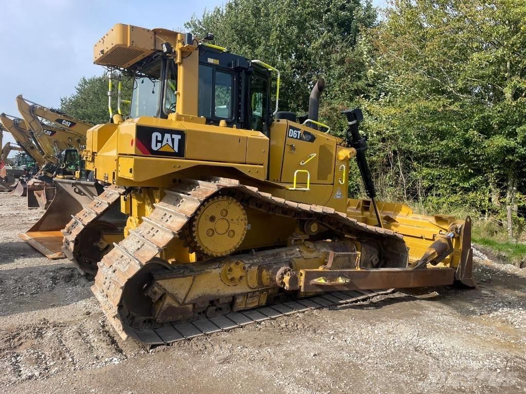 CAT D 6 T LGP D6T Гусеничные бульдозеры