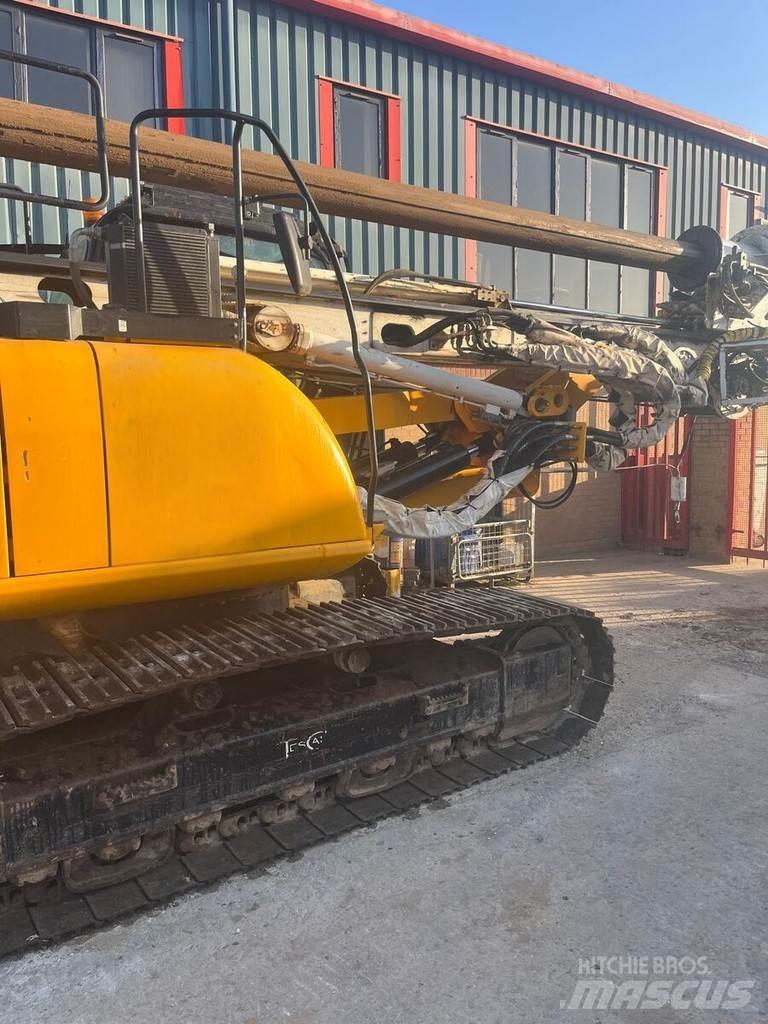 Tescar CF8 Гусеничные буровые установки